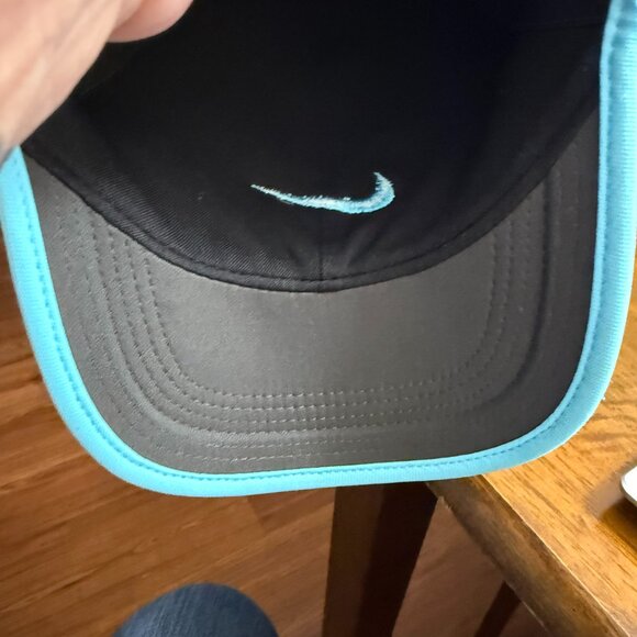UNISEX, Nike Golf Blue Lightweight Flyweight Wrap Around Strapback. NWOT - Picture 4 of 6